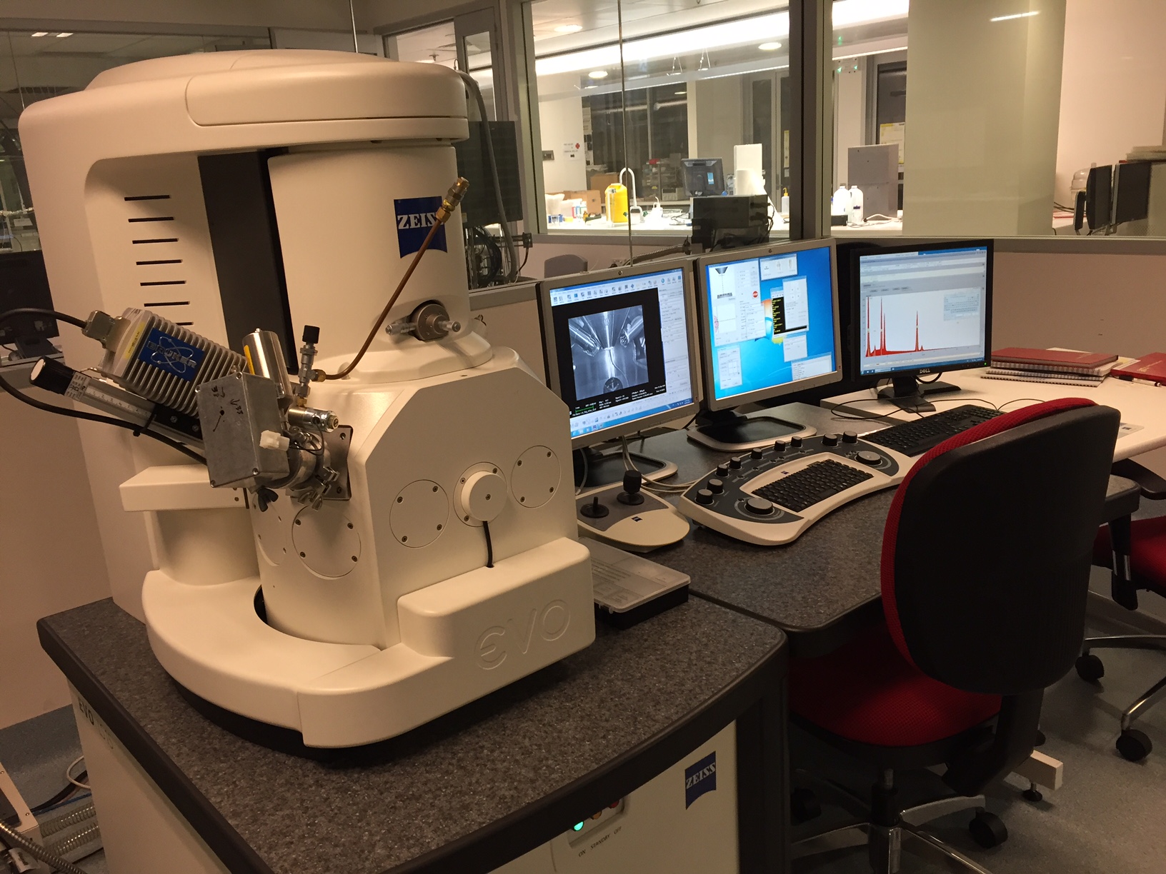 Zeiss Scanning Electron Microscope